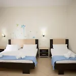 佩里沃罗公寓 4* Dhërmi