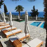 Perivolos Bed & Breakfast Dhërmi