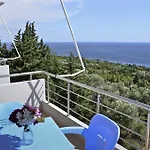 Bed and Breakfast Perivolos Dhërmi
