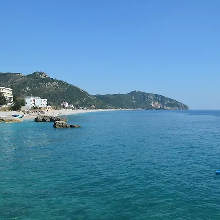 Perivolos Nocleg ze śniadaniem 4*