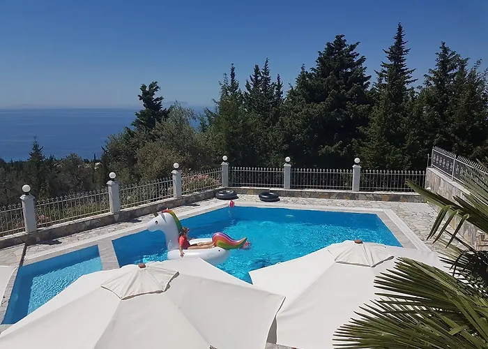 Frühstückspension Perivolos 4*