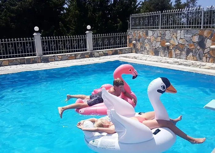 Bed & Breakfast Perivolos