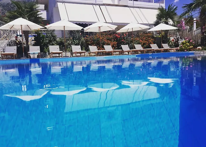 Perivolos 4* Dhërmi